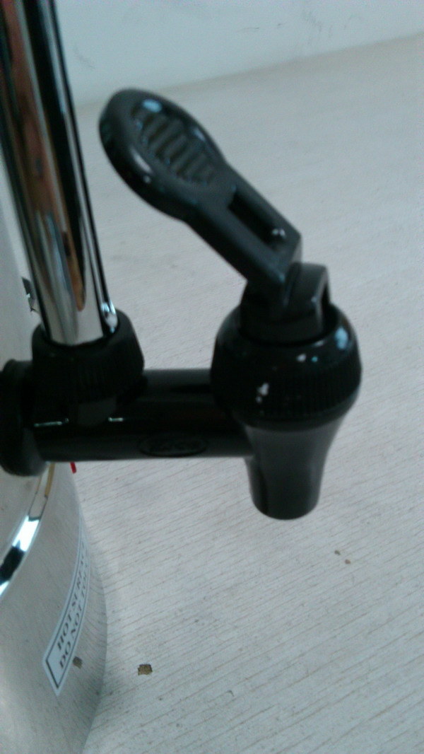 Caldera de agua el&eacute;ctrica comercial de seguridad para agua de calificaci&oacute;n (GRT-WB15A)